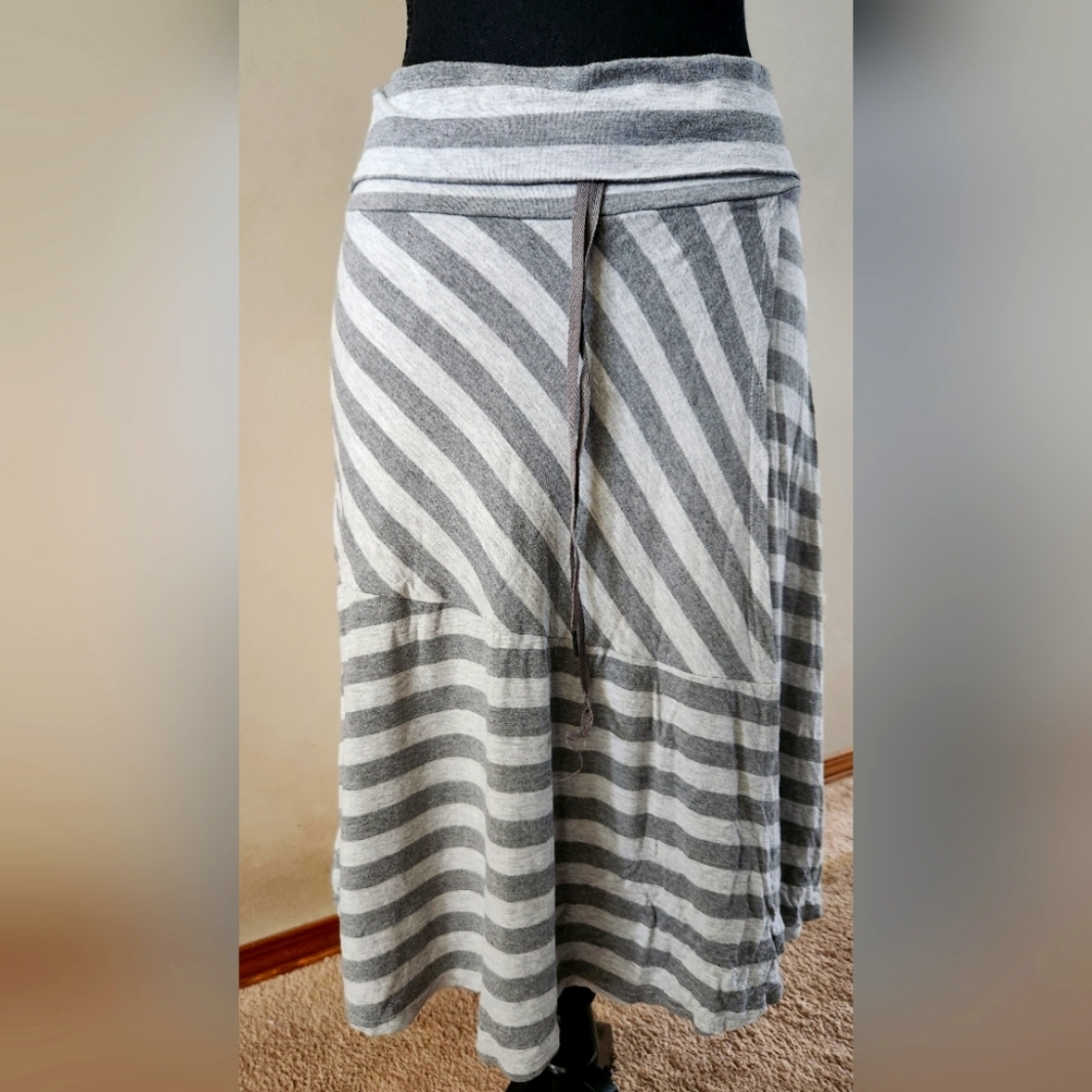 Athleta Shadow Striped Faux Wrap Skirt Medium